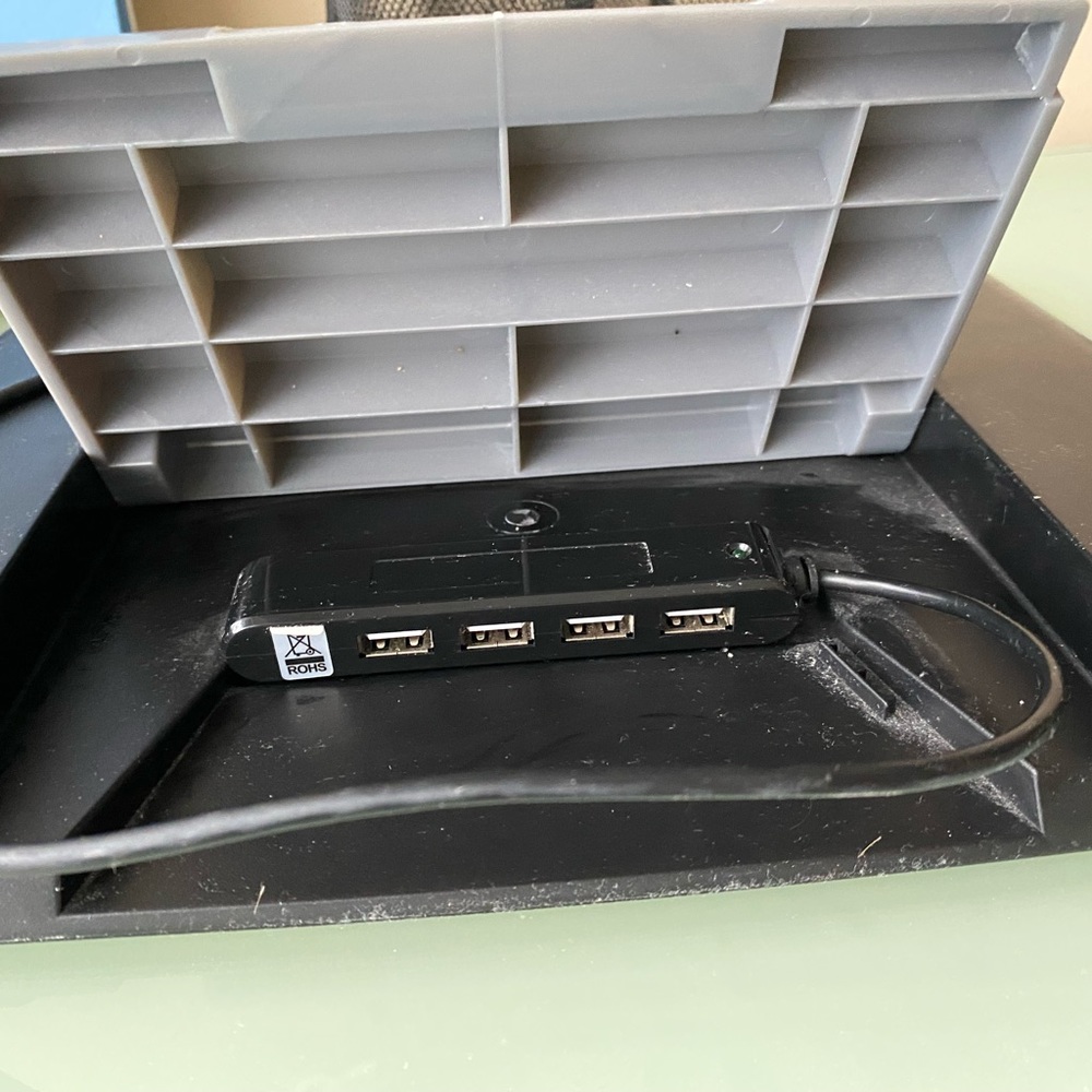 💻 Computer Stand💙 with Adjustable Levels and Numerous Outlets 💻 - Picture 5 of 5